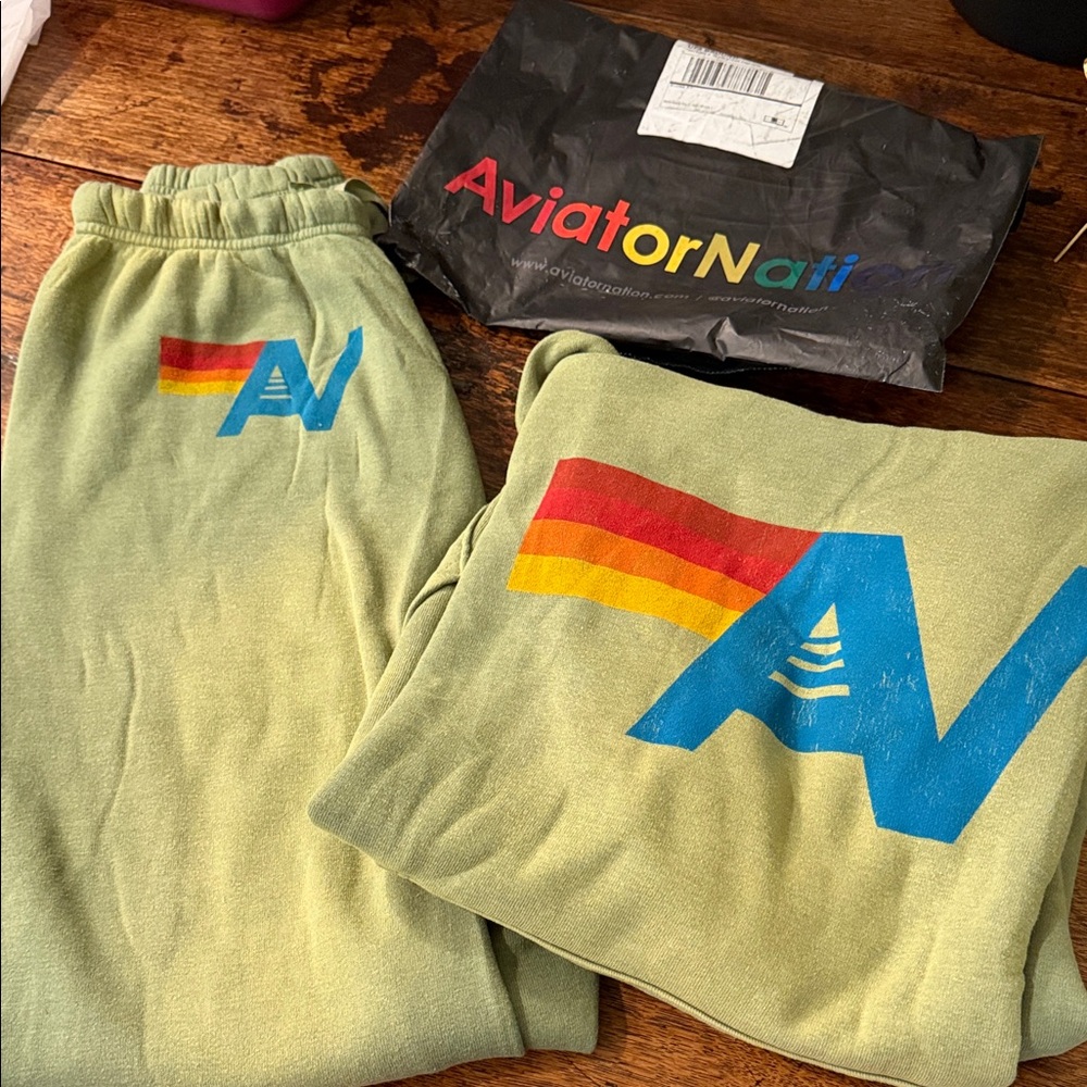 Aviator Nation Vintage Army Green Set